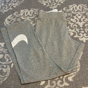 Nike Cropped Leggings